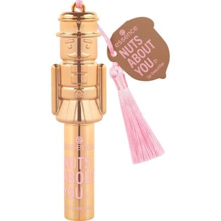essence Nuts About You Стик балсам за устни 01